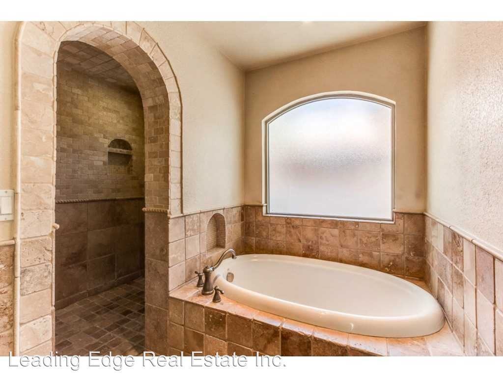 1251 Morrow Ct - Photo 3 of 13