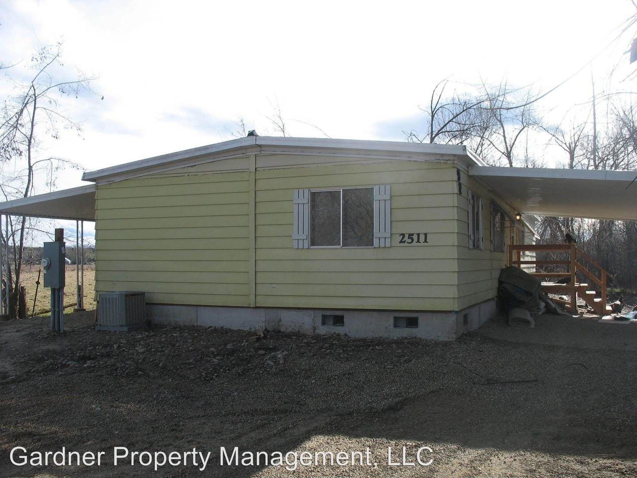 2511 Hanna Ave - Photo 2 of 12