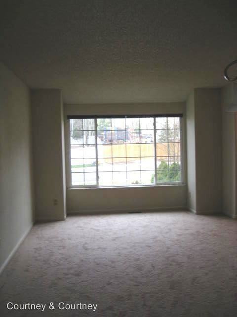 6225 Savannah Way - Photo 2 of 13