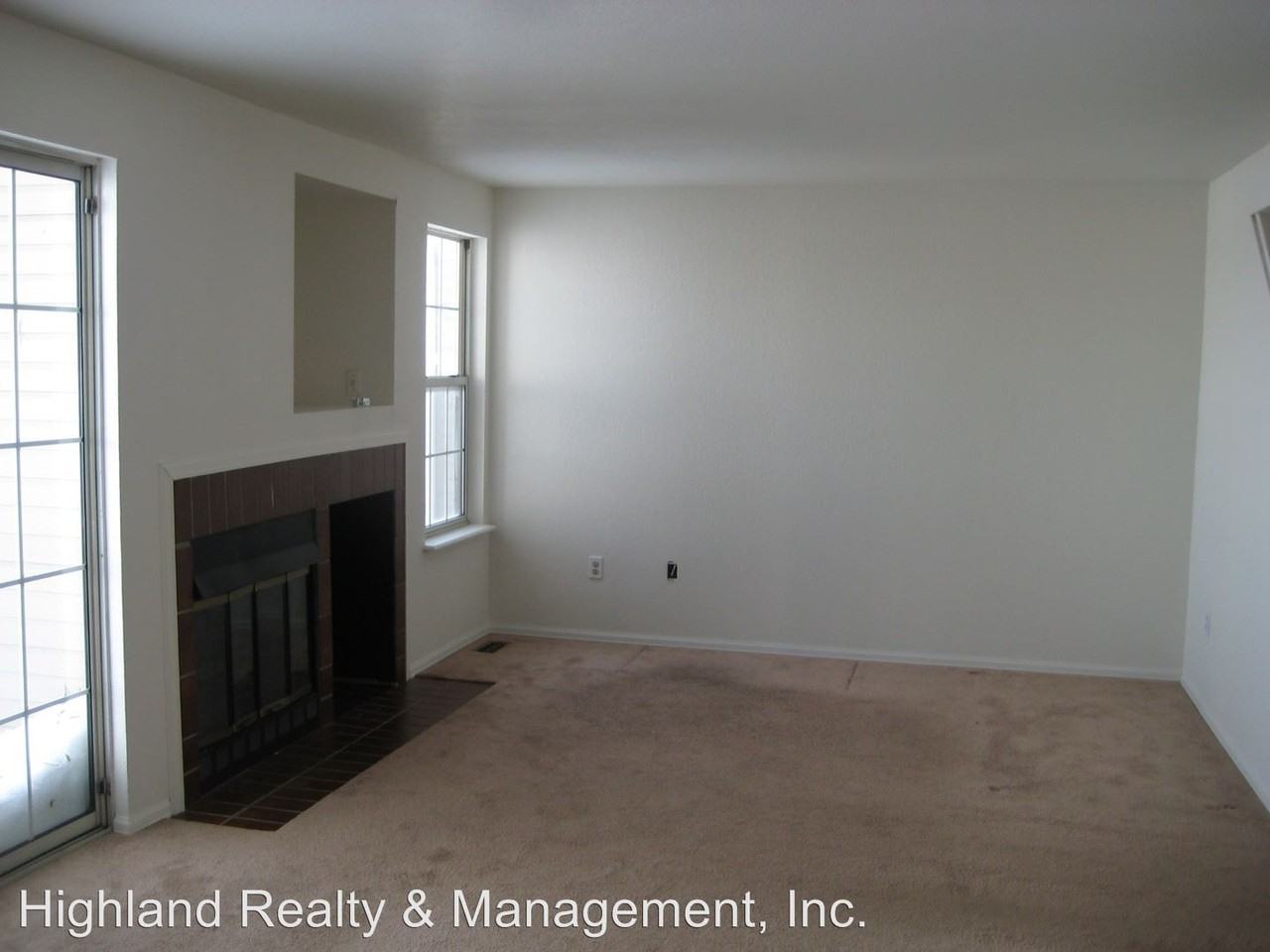 2265 Sunridge Cir - Photo 3 of 16