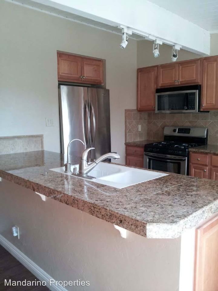 111 Kinman Ave - Photo 2 of 7