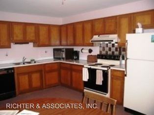 16444 Fairway - Photo 2 of 3