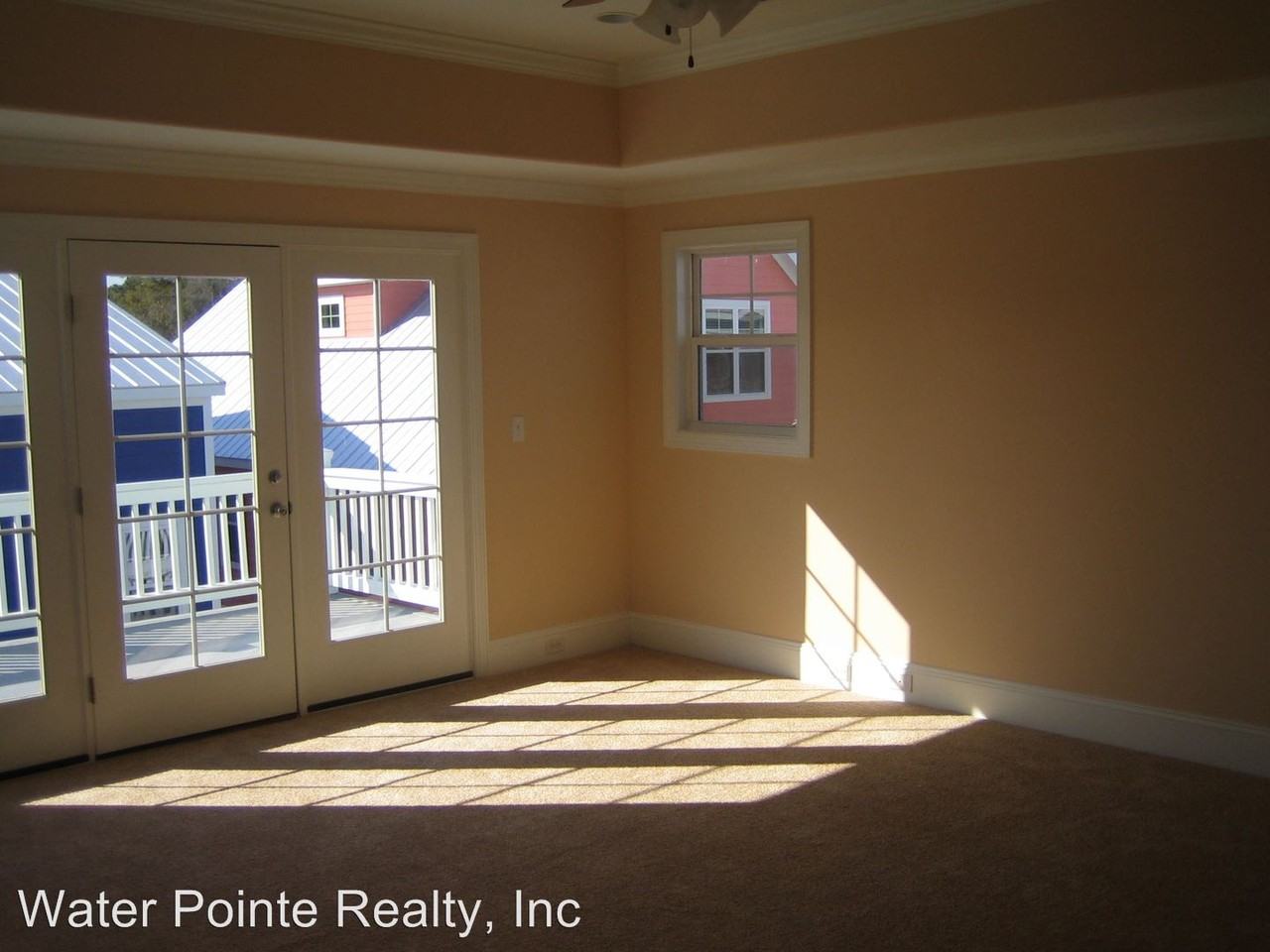 1714 Sea Ray Ln - Photo 3 of 5