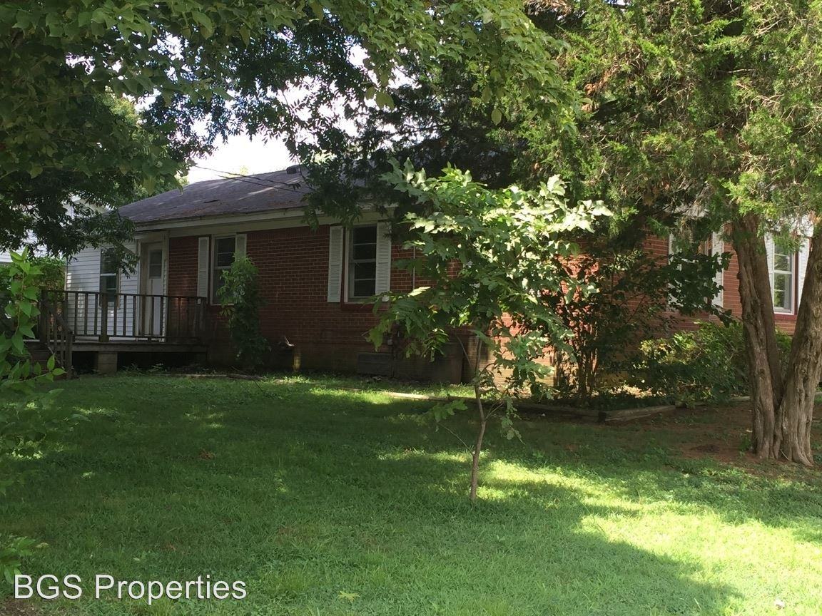 1101 Ridgeway St - Photo 2 of 2