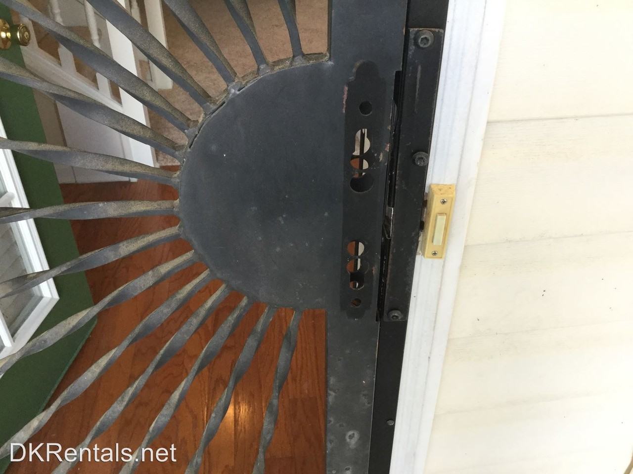 6887 Smoke Ridge Dr - Photo 3 of 21