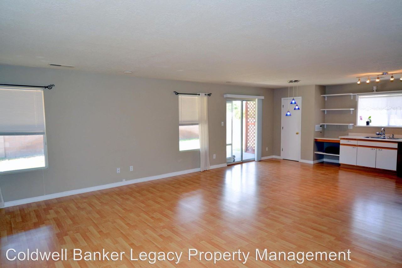 6140 Bisbee Pl NW - Photo 3 of 18