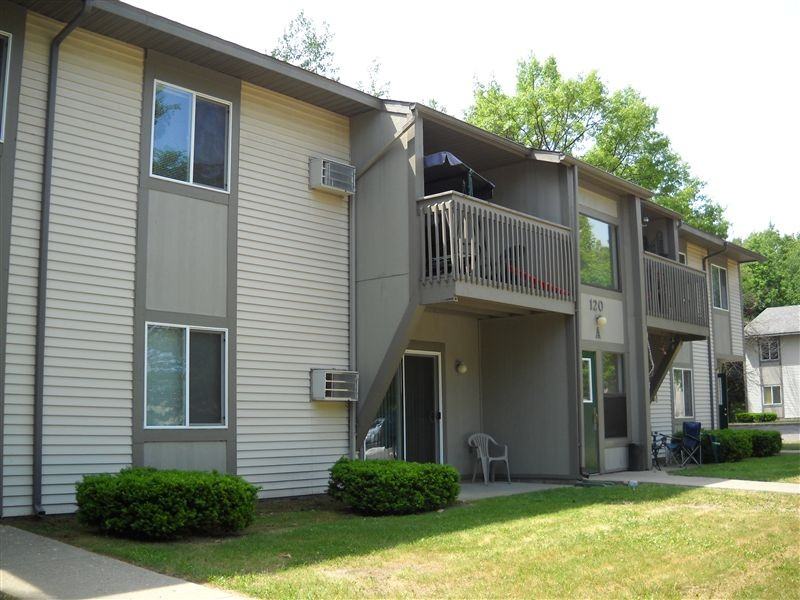 Houghton Lake Timber Apartments 120 Toepher Dr, Houghton Lake, MI