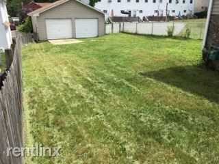 63 6th St - Photo 2 of 18