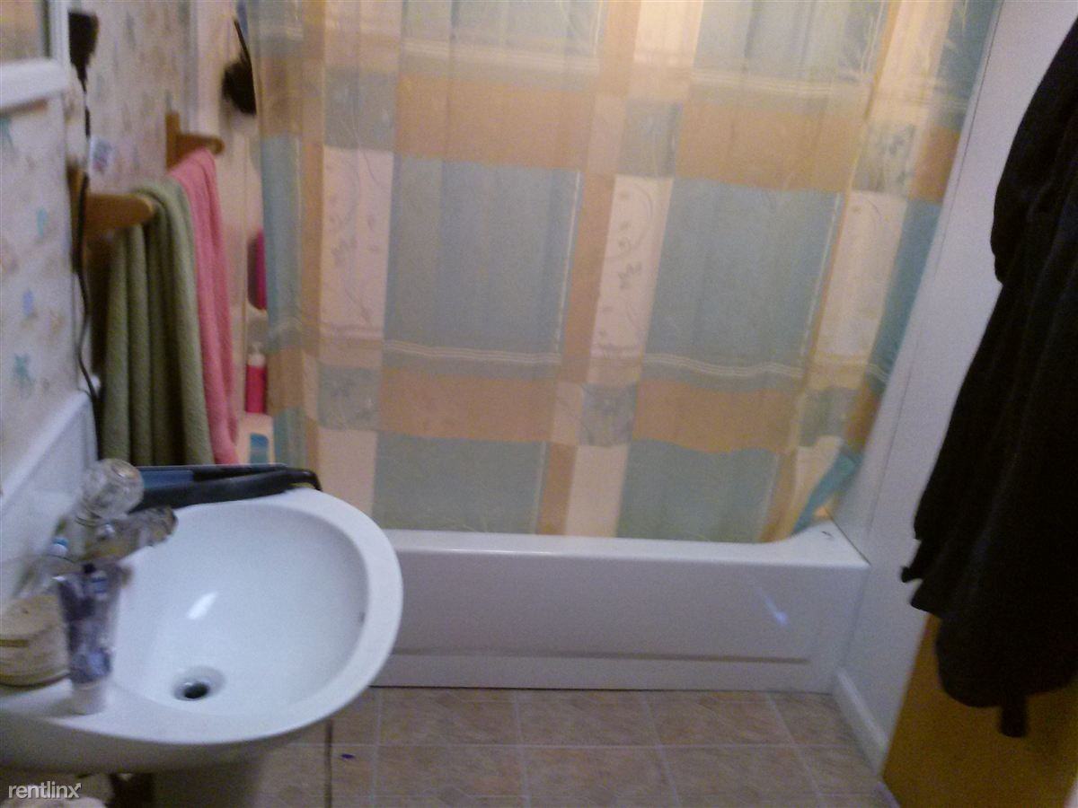 63 6th St - Photo 3 of 18