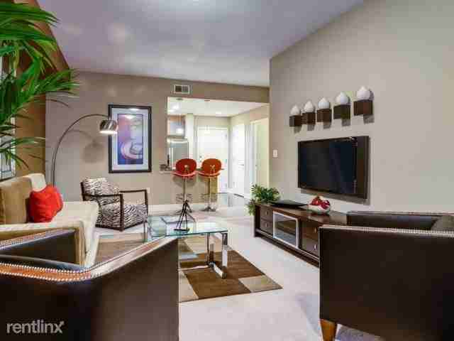 Northside Dr NW & 10th St NW - Photo 3 of 7