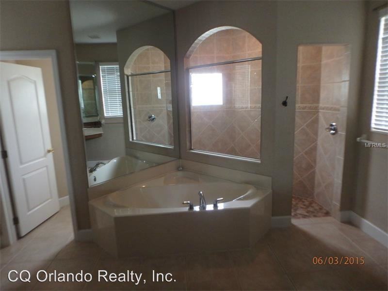 2721 Rustic Oak Pl - Photo 3 of 11