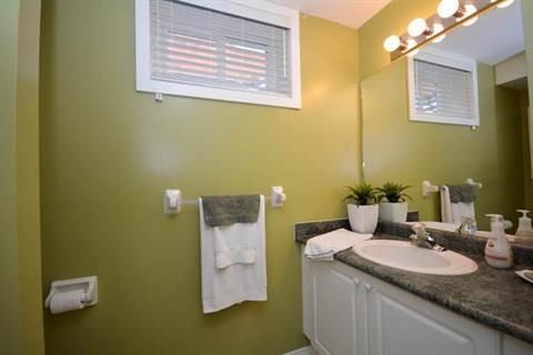 27 Watson Dr - Photo 2 of 8