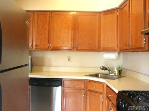 281 Fairview Cir - Photo 3 of 4