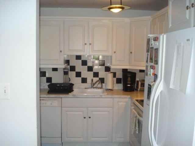 801 S Chester Rd #213 - Photo 3 of 8