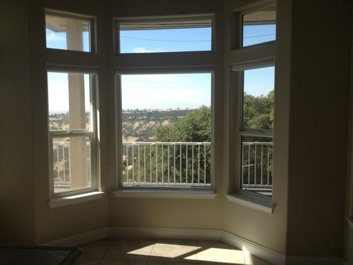 3511 Sunview Dr - Photo 3 of 17