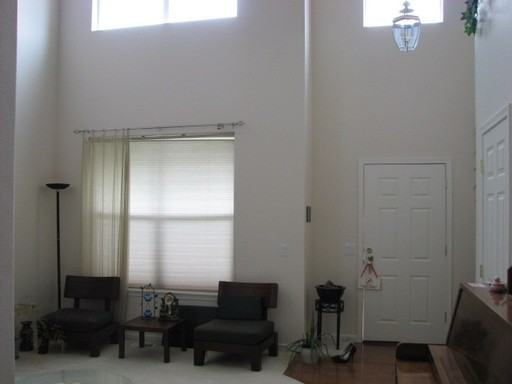 5637 Lee St - Photo 2 of 11