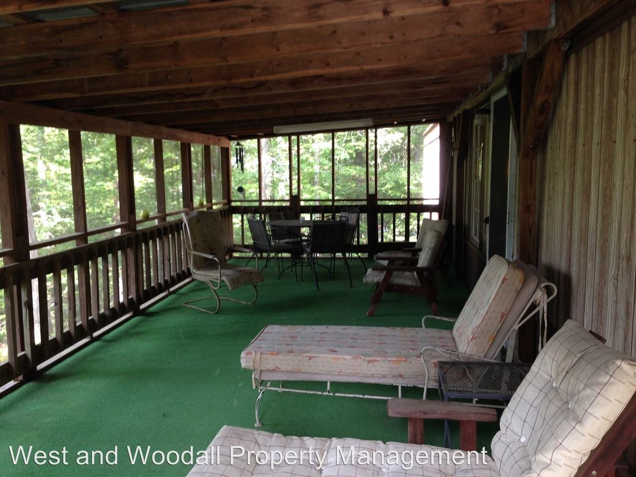 924 Jeff Rd - Photo 2 of 14