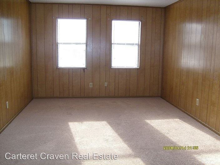 Shipman - Photo 2 of 3