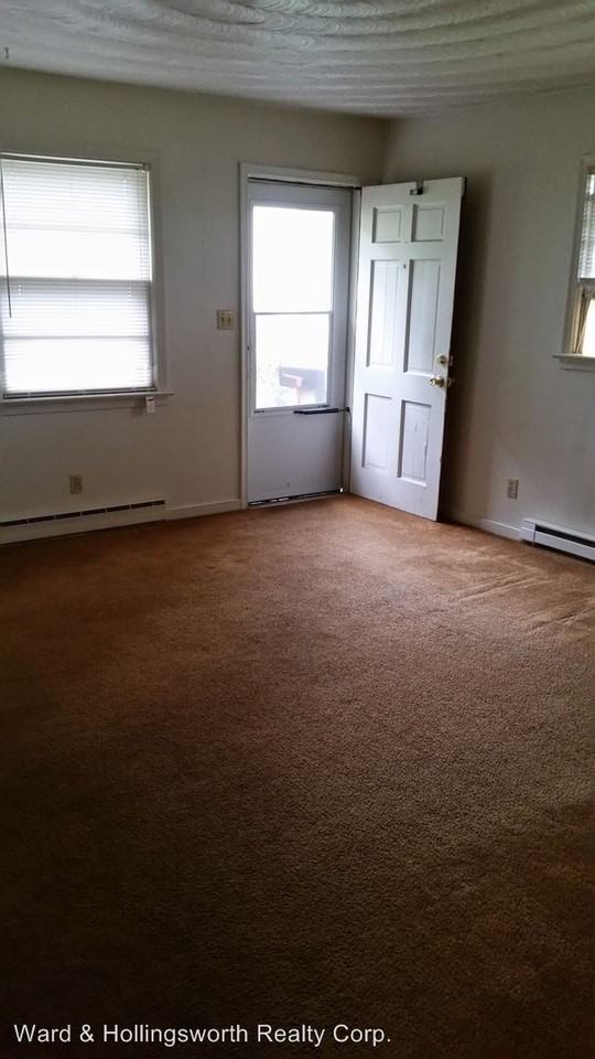 7384 Kirby Crescent #B - Photo 2 of 8