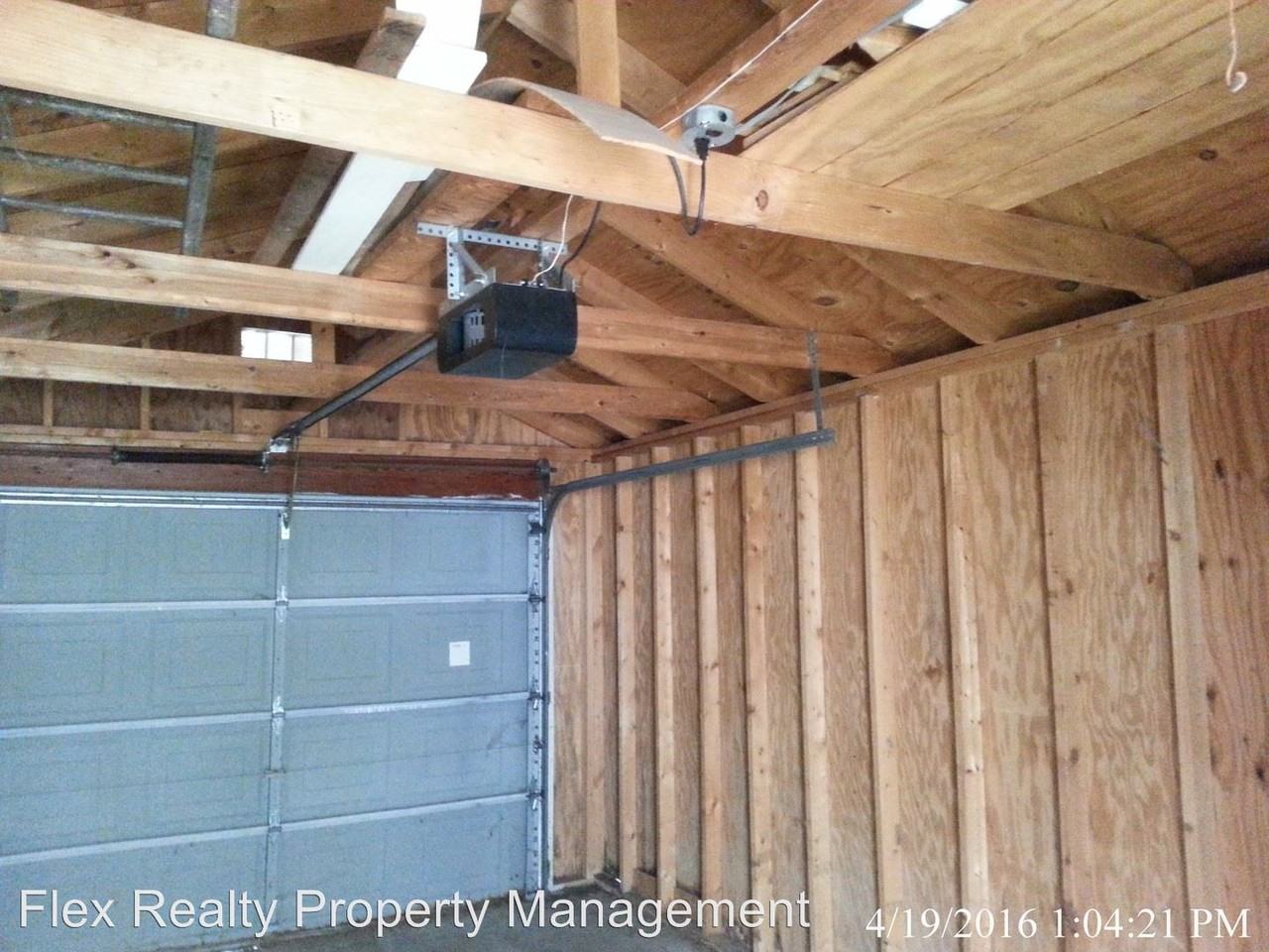 807 Geneva Ave - Photo 2 of 35