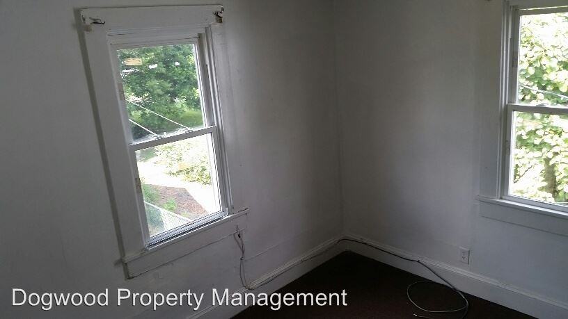 801 N Poindexter St - Photo 3 of 8