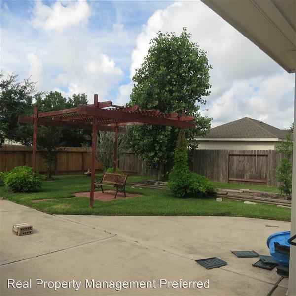 6314 Canyon Park Dr - Photo 3 of 114