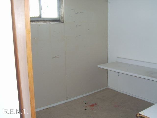 512 W 5000 S - Photo 2 of 17