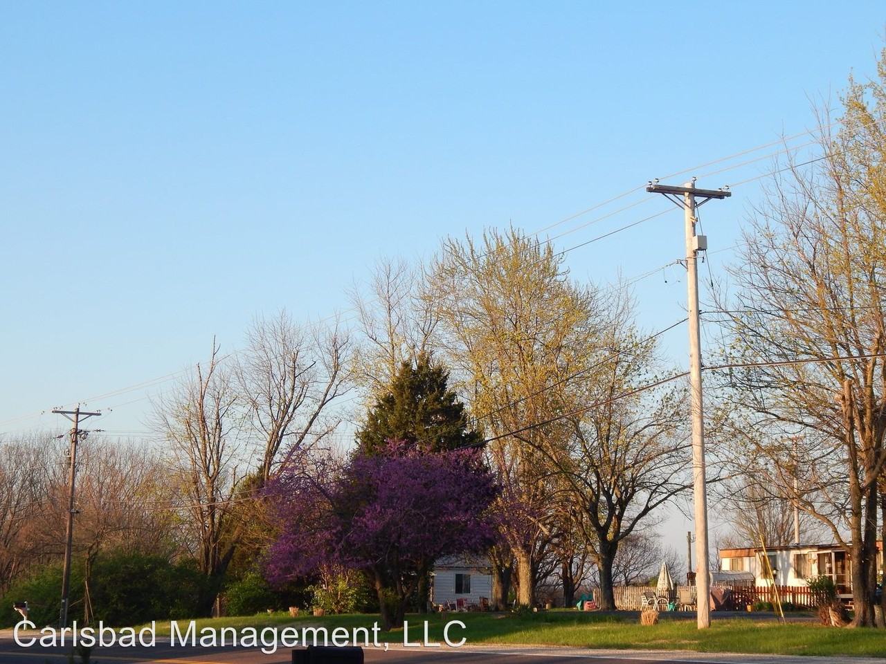 38 Golden Acres Dr - Photo 2 of 7