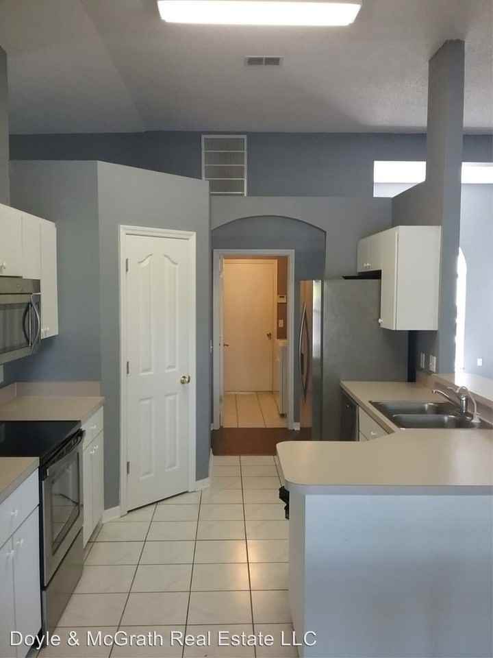 13725 Antler Point Dr - Photo 3 of 4