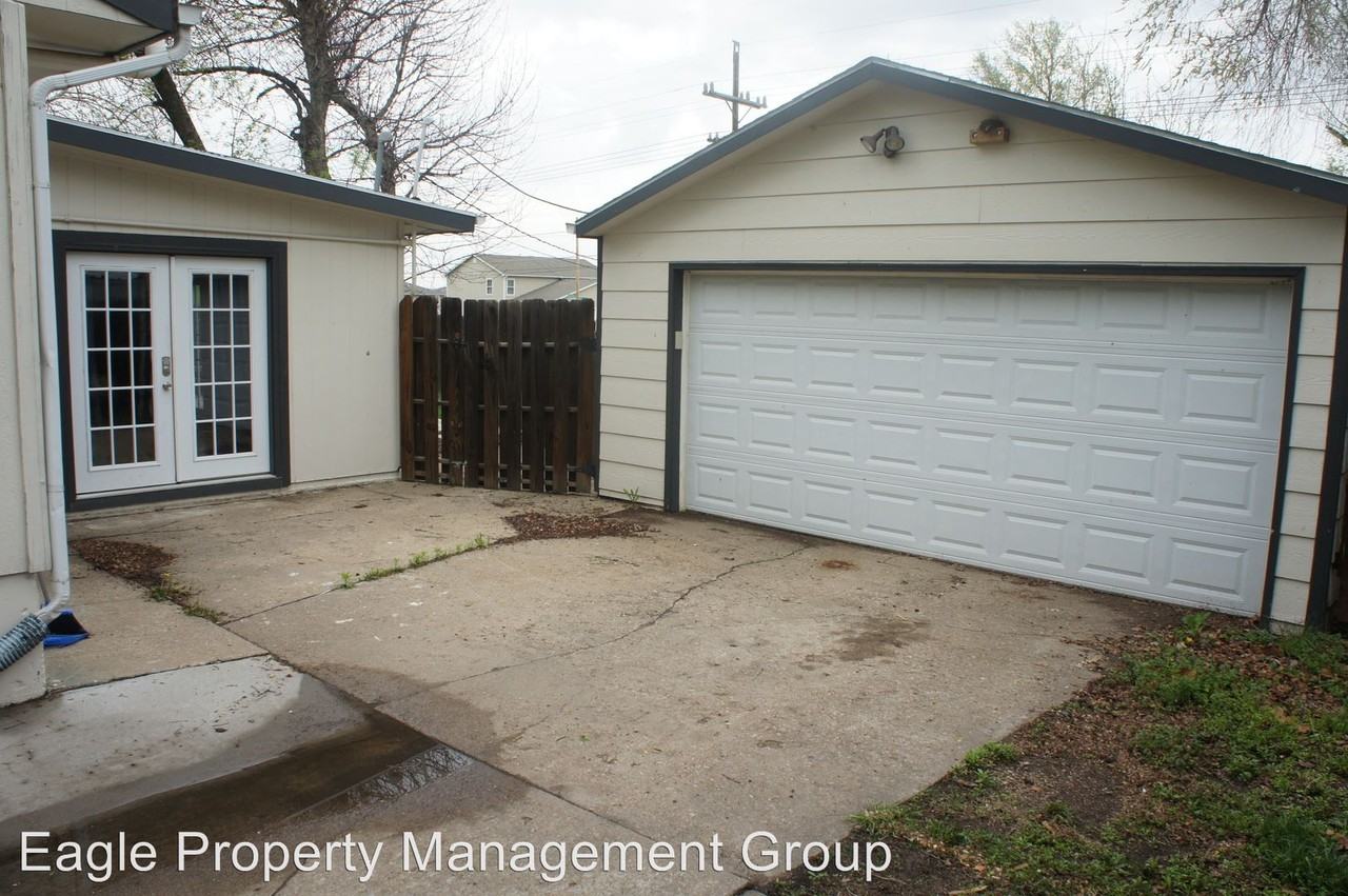 2524 Brockman St - Photo 3 of 18