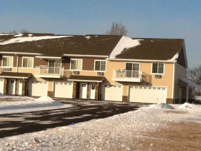 Knots Landing - Photo 3 of 5