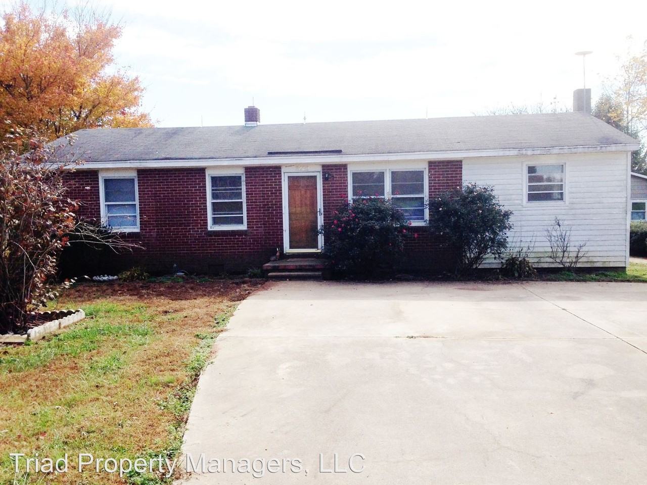 7220 Busick Quarry Rd - Photo 2 of 11