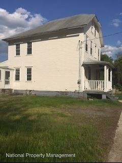 20 Borden Ave - Photo 3 of 4