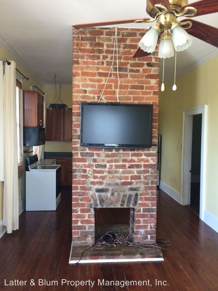 1103 Austerlitz St - Photo 2 of 6