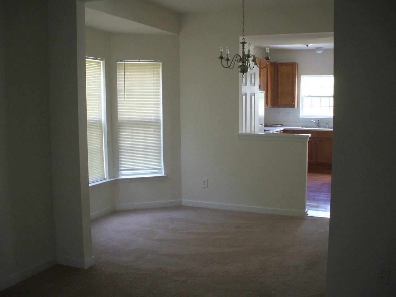 6723 S Grand Brook Cir - Photo 2 of 9