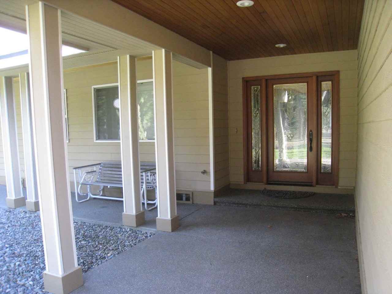 800 Chelan Ln - Photo 2 of 29