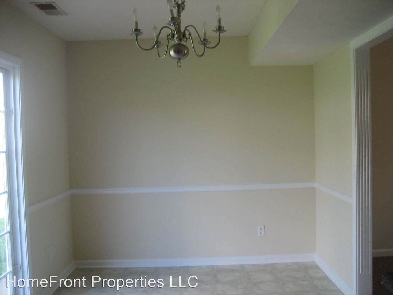 1030 Tom Hailey Blvd - Photo 3 of 6