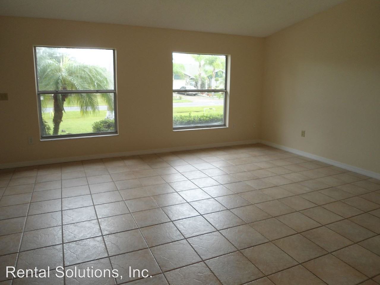918 San Carlos Way - Photo 2 of 9