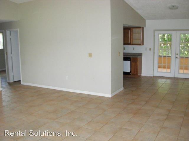 918 San Carlos Way - Photo 3 of 9
