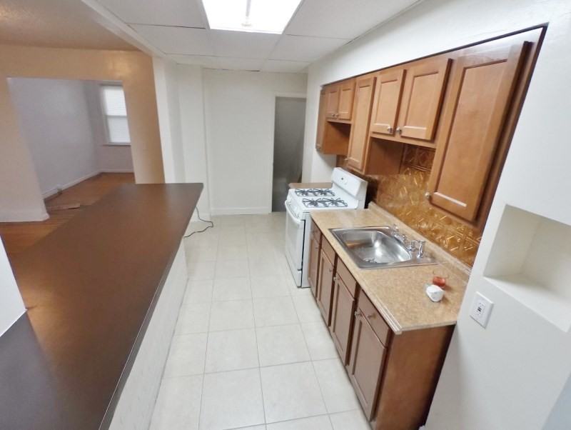 106 Ventnor Terrace - Photo 3 of 16