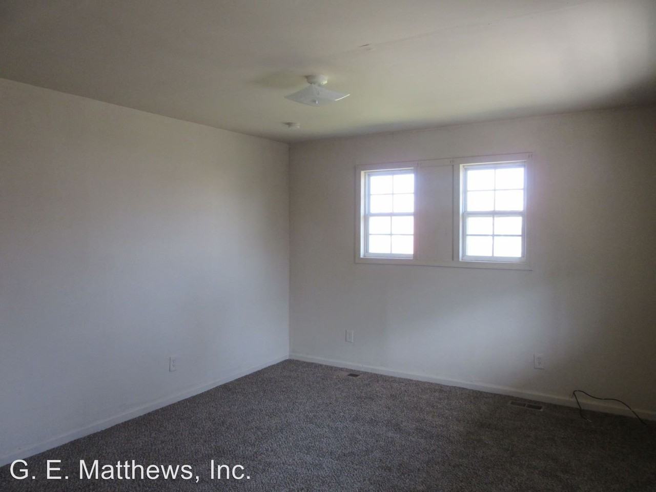 718 Blick St - Photo 2 of 7
