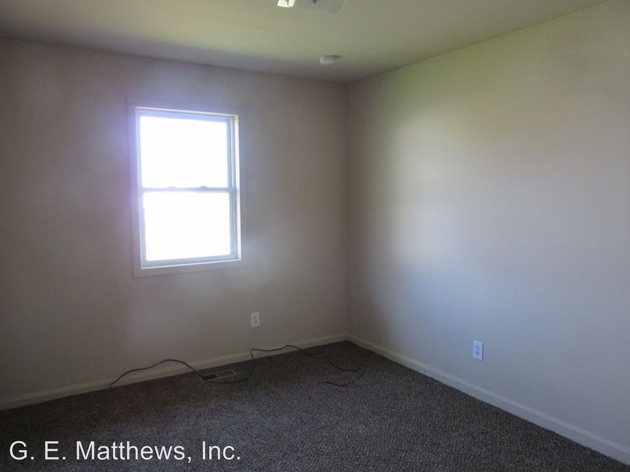 718 Blick St - Photo 3 of 7