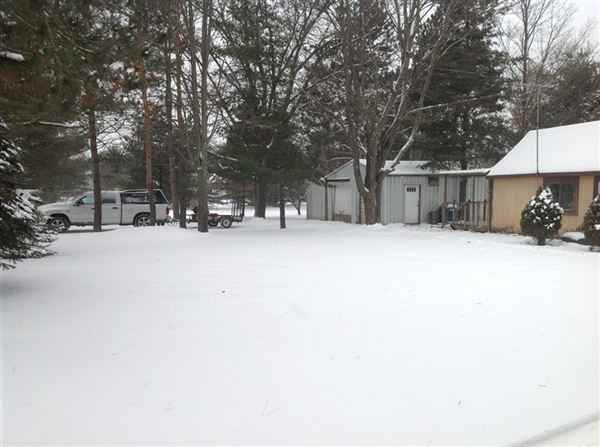 4115 Rector Ave NE - Photo 2 of 9