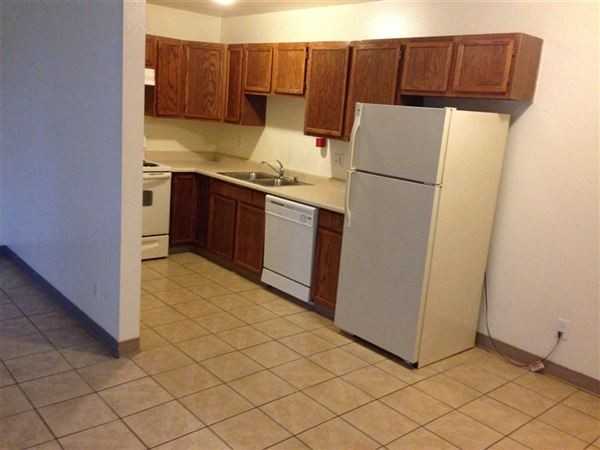 11408 heritage court - Photo 3 of 4