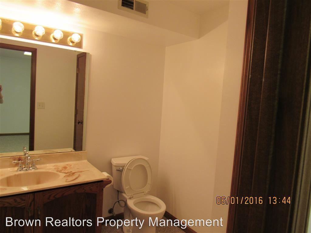 1006 Mace's Grove St - Photo 3 of 11