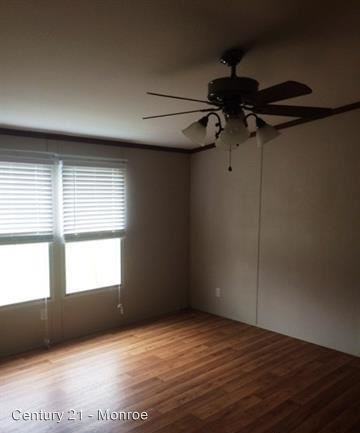 121 Tony Rd - Photo 3 of 11
