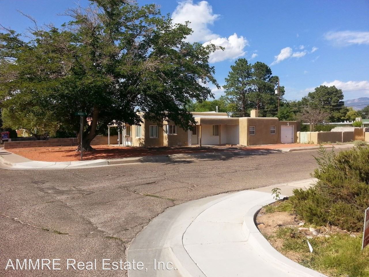 924 Washington St SE - Photo 3 of 11