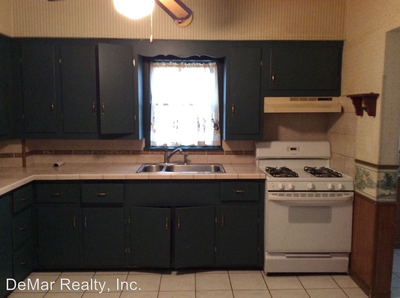 351 E Judson Ave - Photo 2 of 3