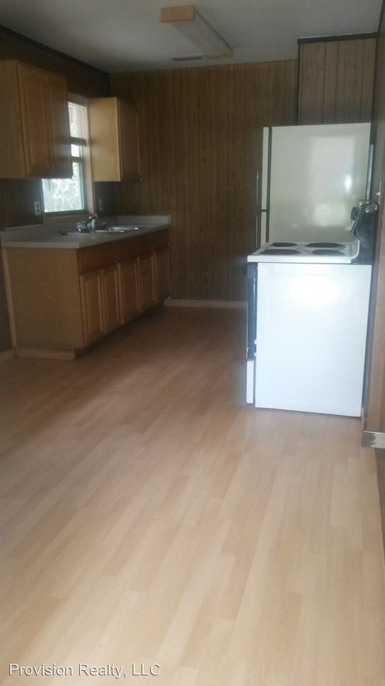 3608 S Lakewood Dr - Photo 2 of 17