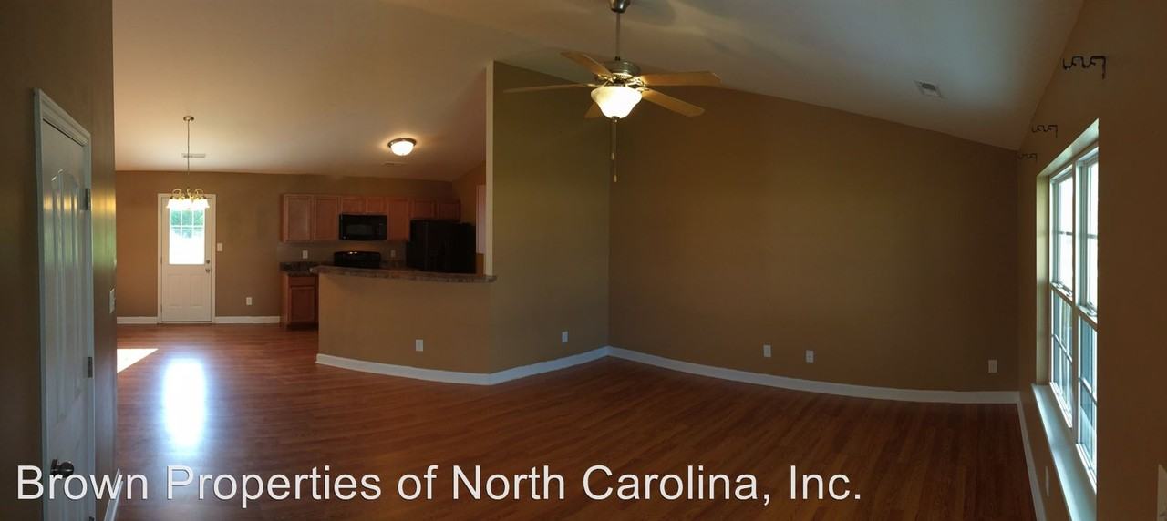 112 Eagle Ridge Dr - Photo 2 of 12